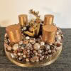 Adventskranz in warmen Bronzetönen